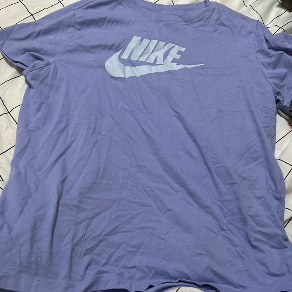 purple nike tee